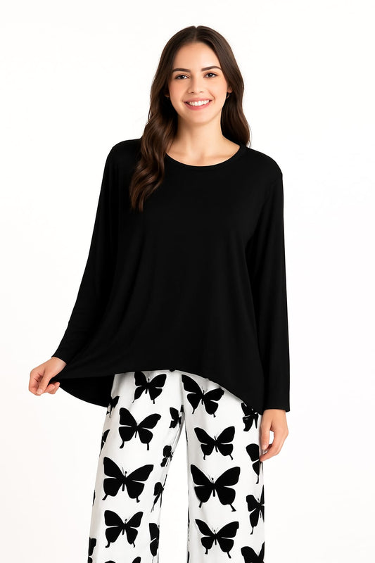 🦋 Stylish Black & White Butterfly Print Outfit – 2299 Only!  🚚 Cash on Delivery 🔄 7-Day Easy Return Policy